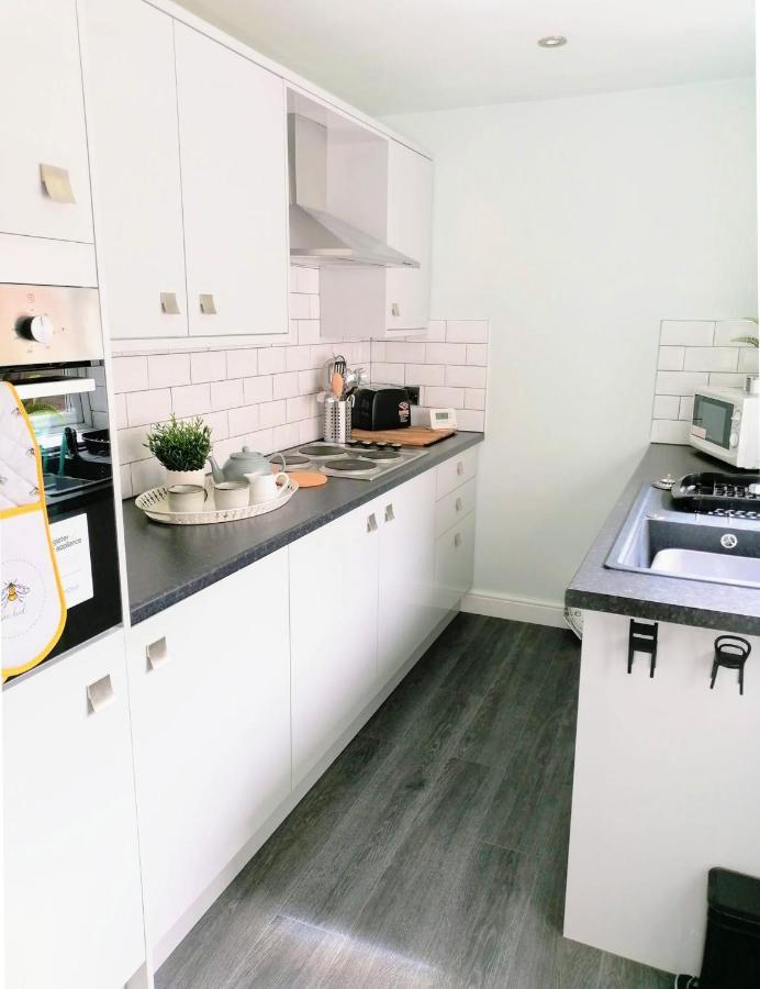 Sunset House - Whitby Townhouse Near The Sea Sleeps 8 Βίλα Εξωτερικό φωτογραφία